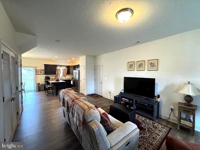 KINGS COURT AT BROWNSTONE - Residential