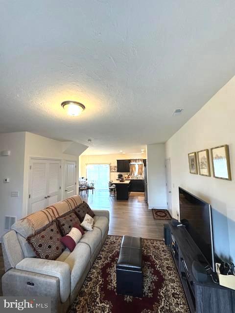 KINGS COURT AT BROWNSTONE - Residential