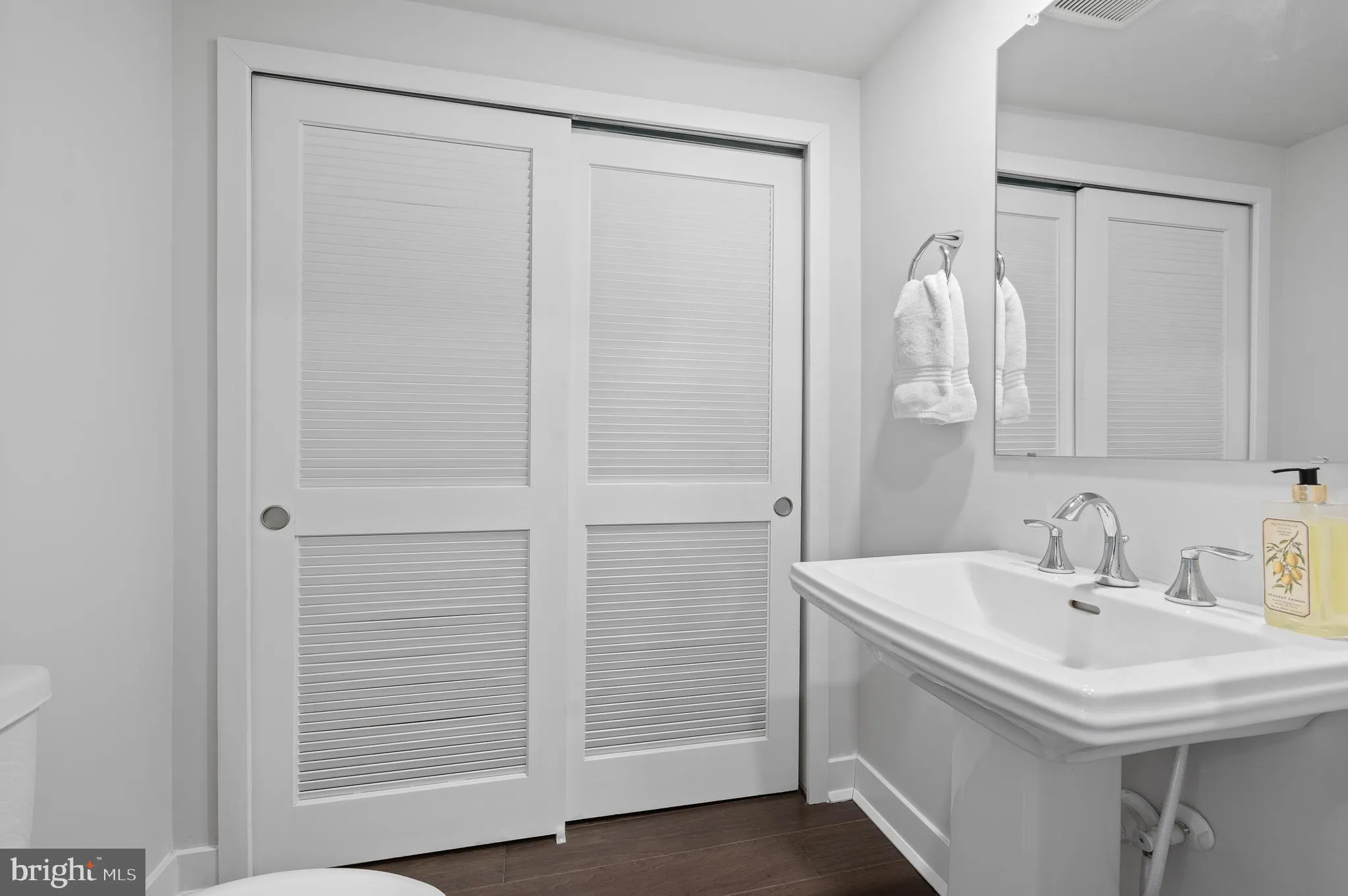 Phoenixville, Pennsylvania 19460, United States, 2 Bedrooms Bedrooms, ,2 BathroomsBathrooms,Residential,Contingent,16382