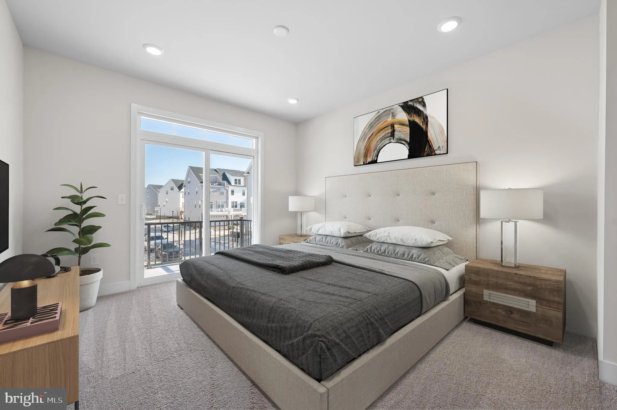 Phoenixville, Pennsylvania 19460, United States, 2 Bedrooms Bedrooms, ,2 BathroomsBathrooms,Residential,Contingent,16382