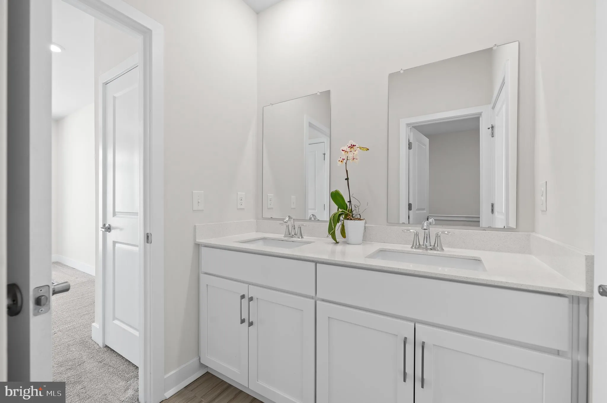 Phoenixville, Pennsylvania 19460, United States, 2 Bedrooms Bedrooms, ,2 BathroomsBathrooms,Residential,Contingent,16382