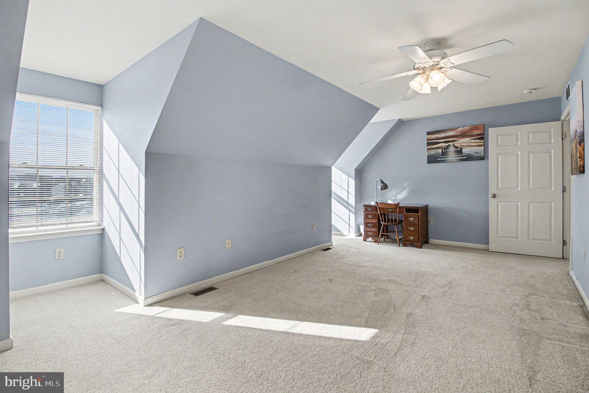 MELBOURNE PLACE - Residential