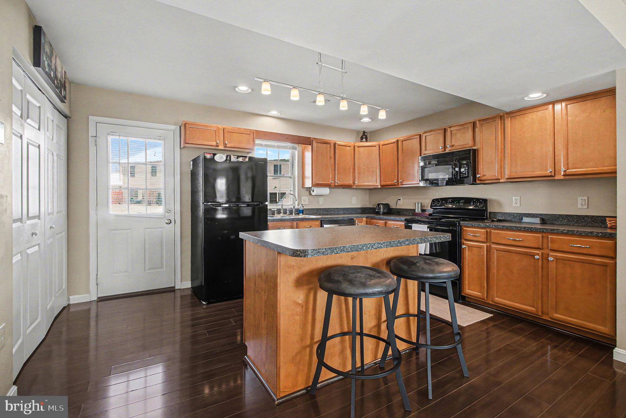 MELBOURNE PLACE - Residential