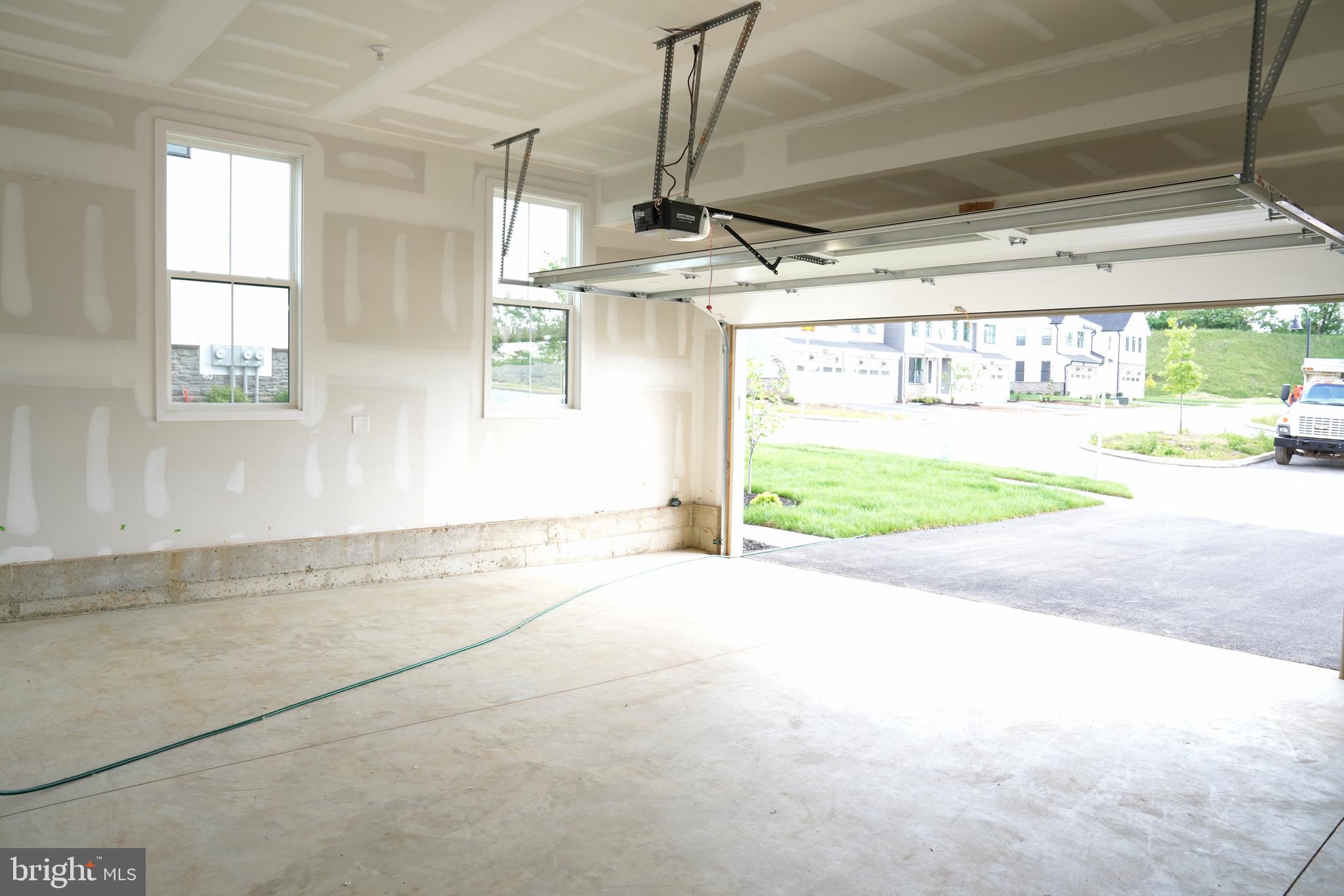 STONEBROOK AT UPPER MERION - Residential Lease