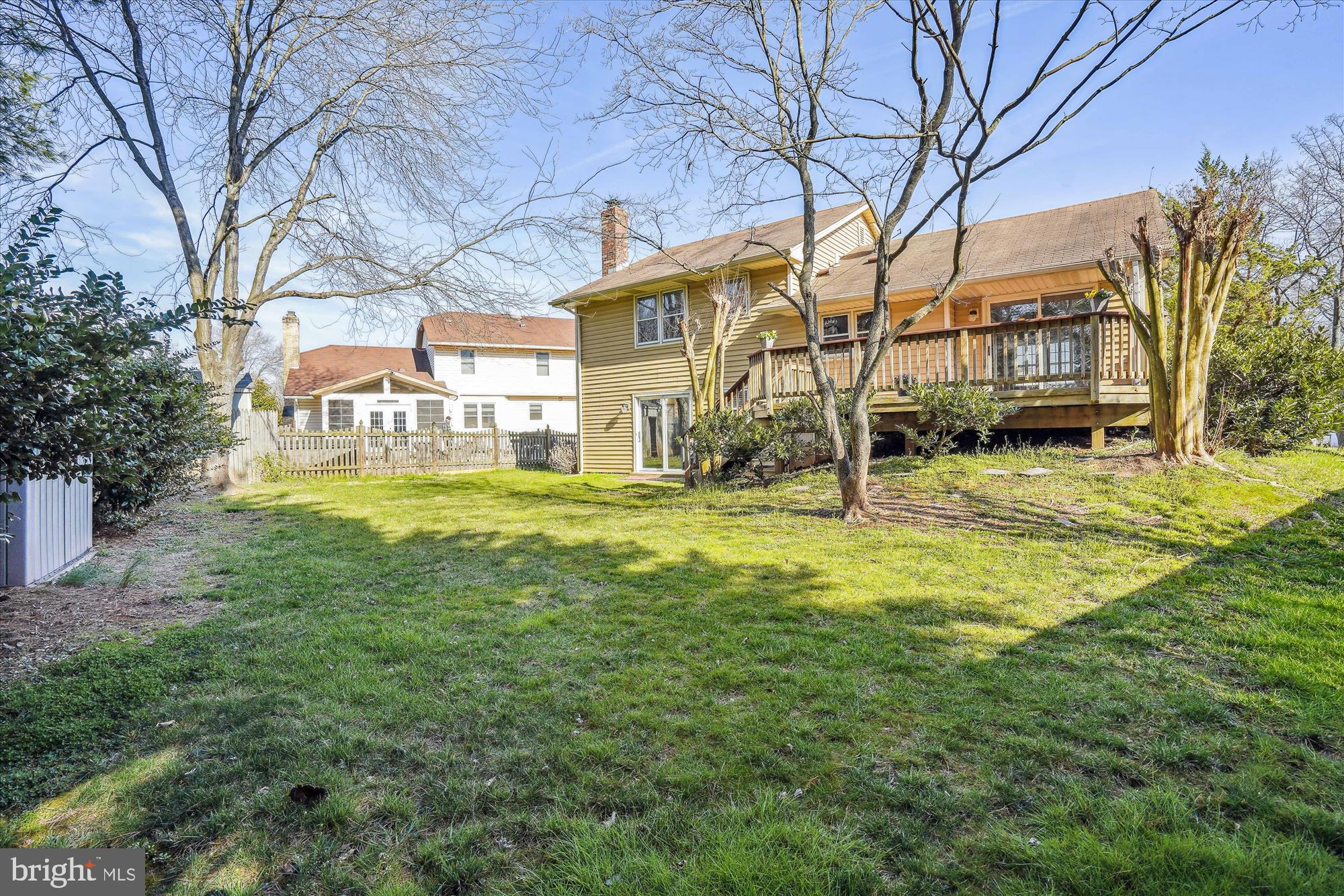 CHANTILLY HIGHLANDS - Residential