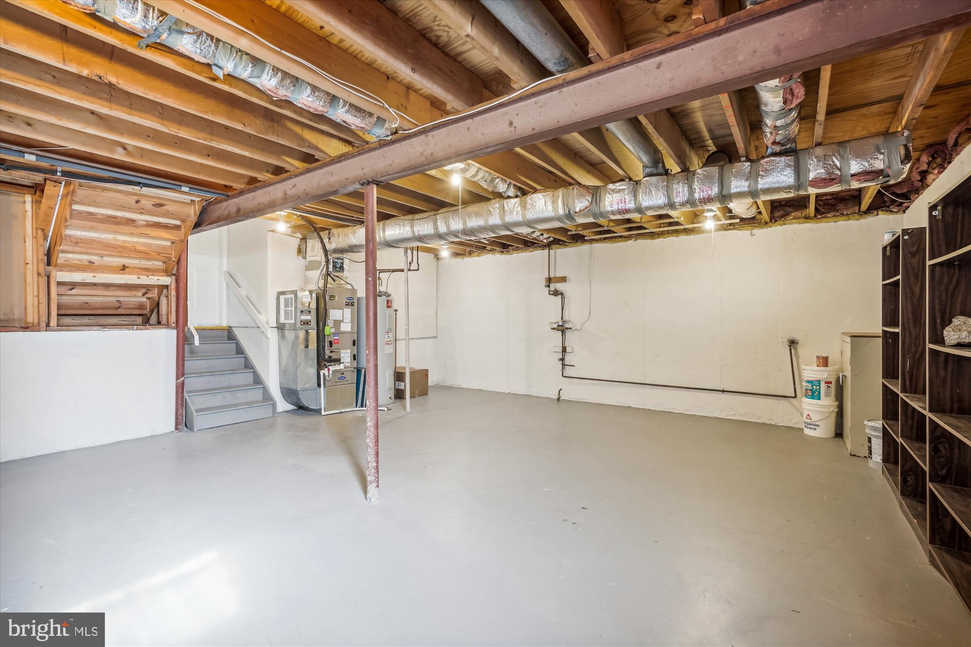 CHANTILLY HIGHLANDS - Residential