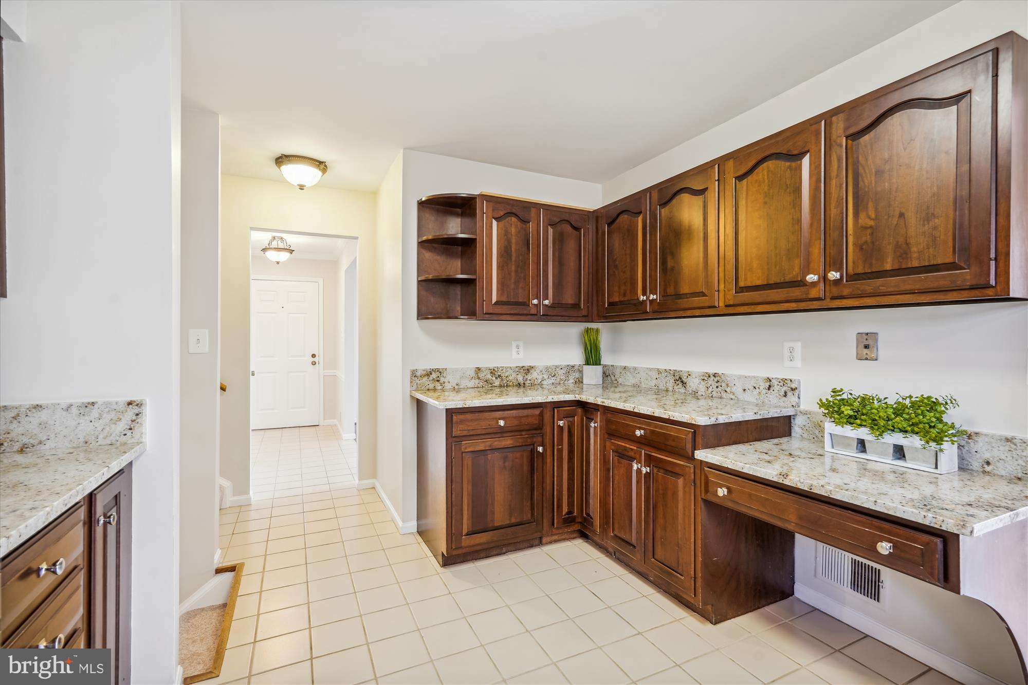 CHANTILLY HIGHLANDS - Residential