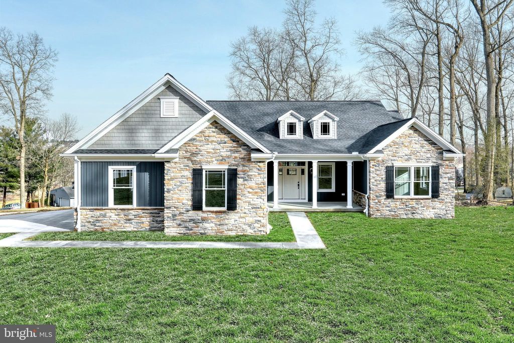 Photo of 35 Warren Trail, FAIRFIELD, PA 17320 (MLS # PAAD2021250)