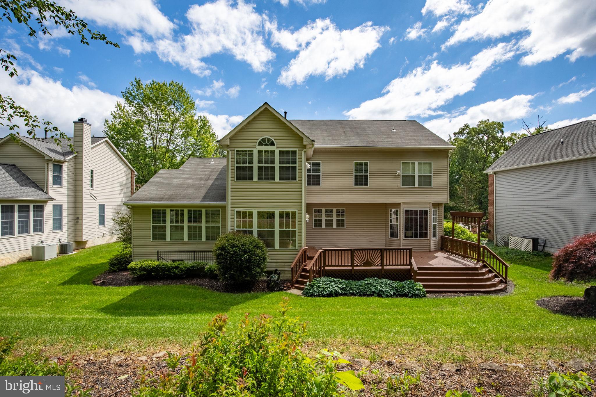 1006 DIAMOND OAKS COURT
