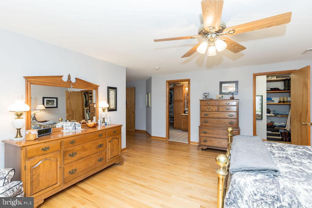 PARKTON - Residential