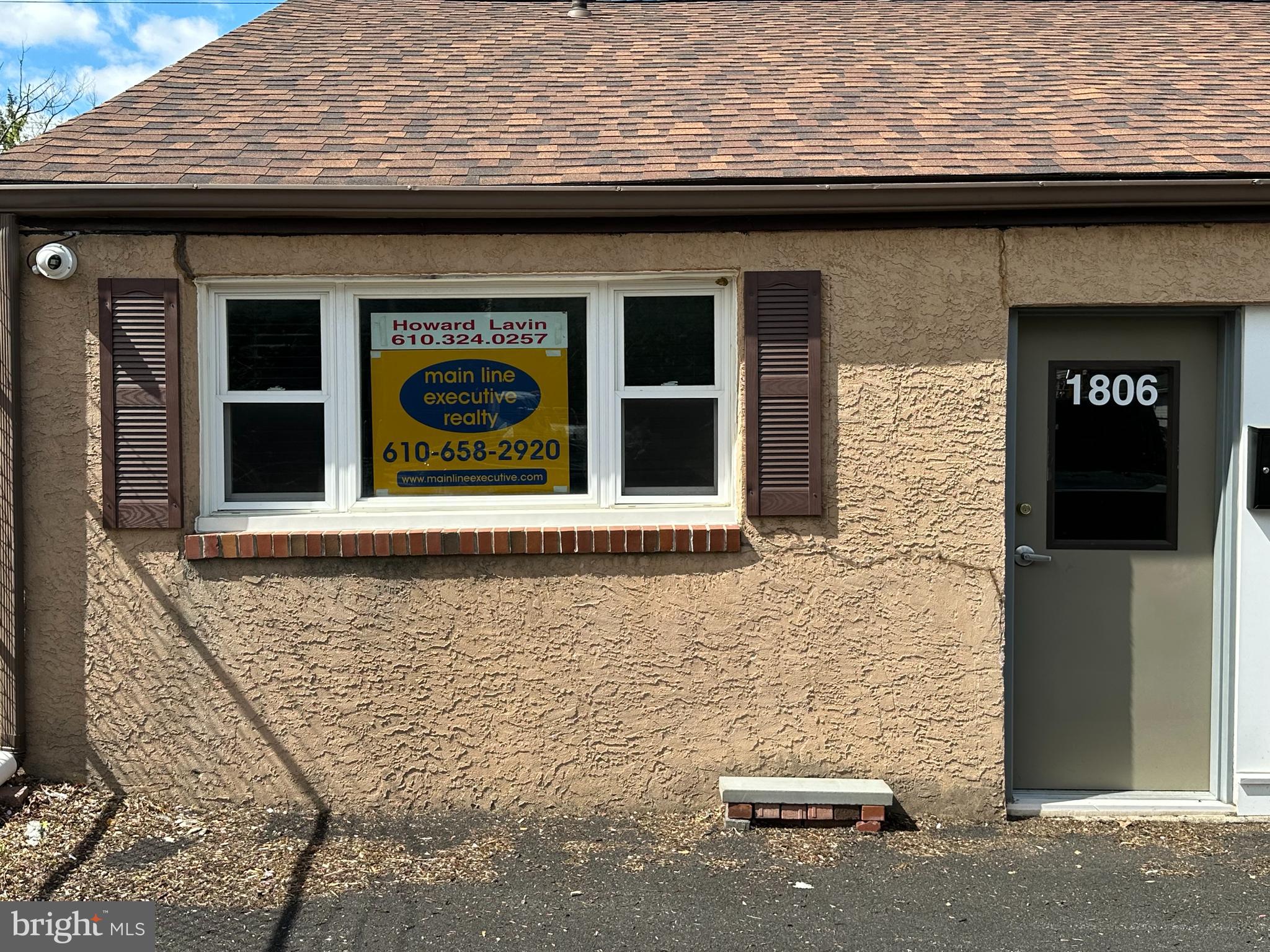 - Commercial Lease