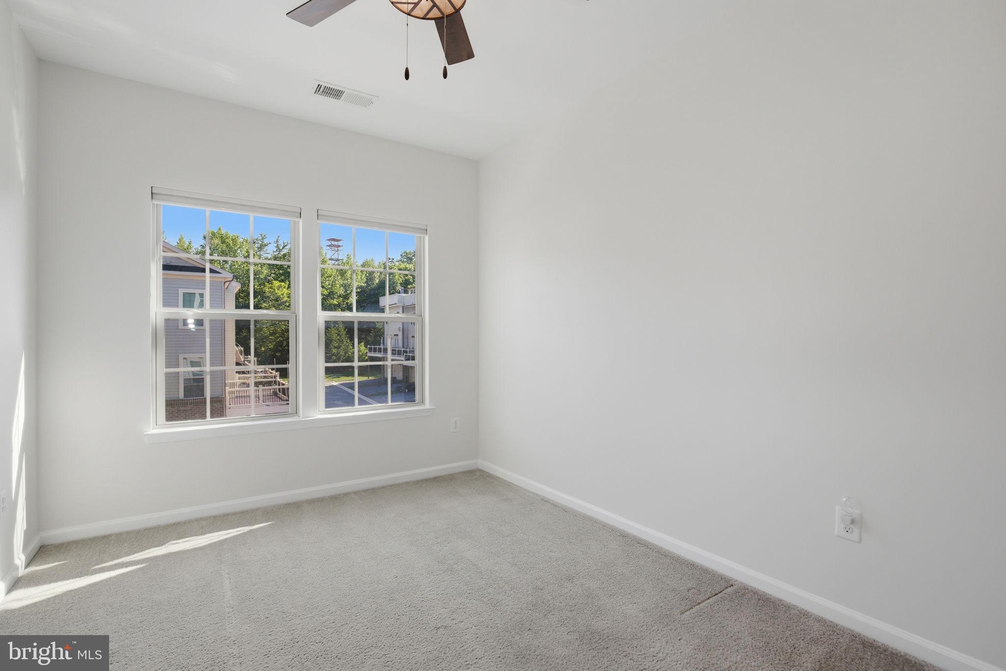 PARKSIDE - Residential