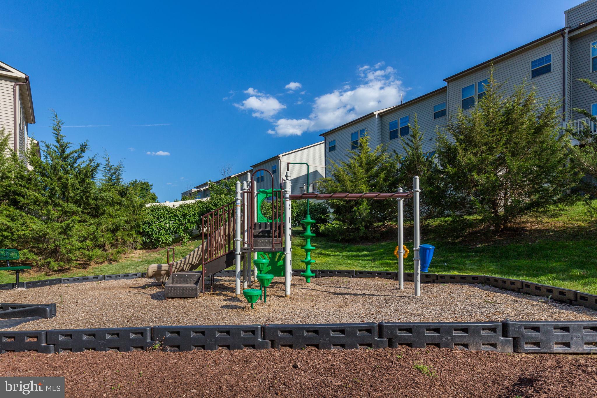 PARKSIDE - Residential