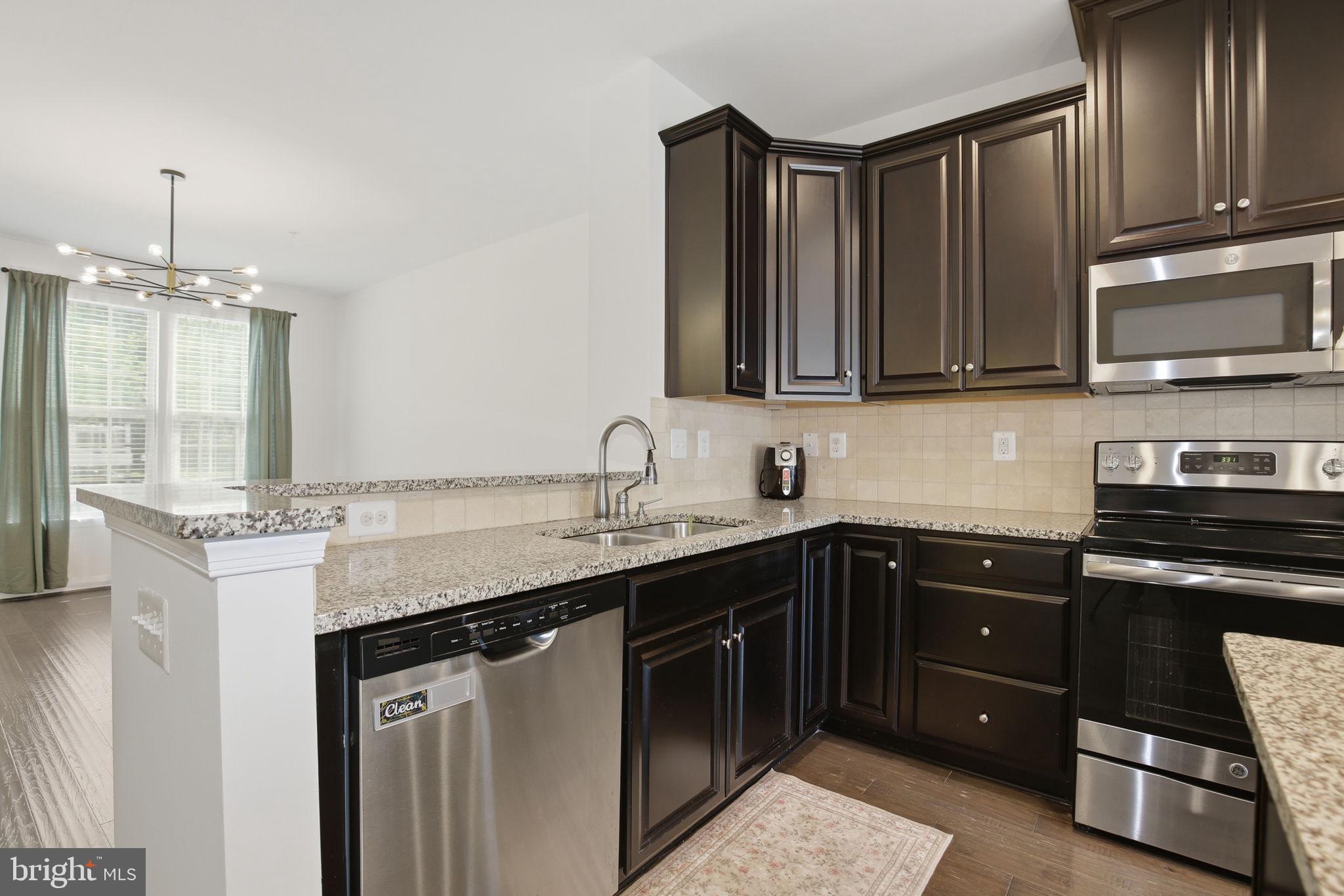 PARKSIDE - Residential