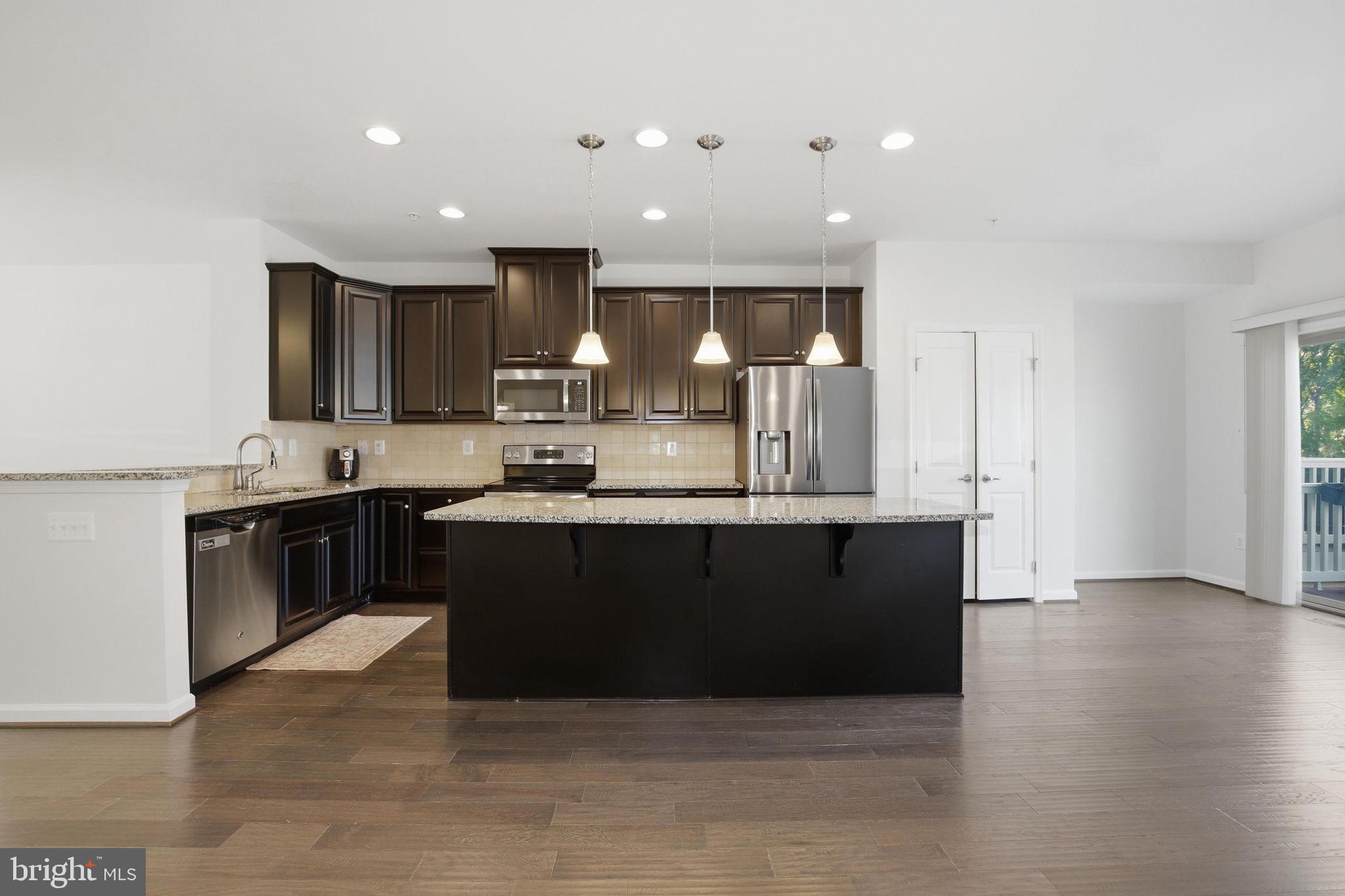 PARKSIDE - Residential