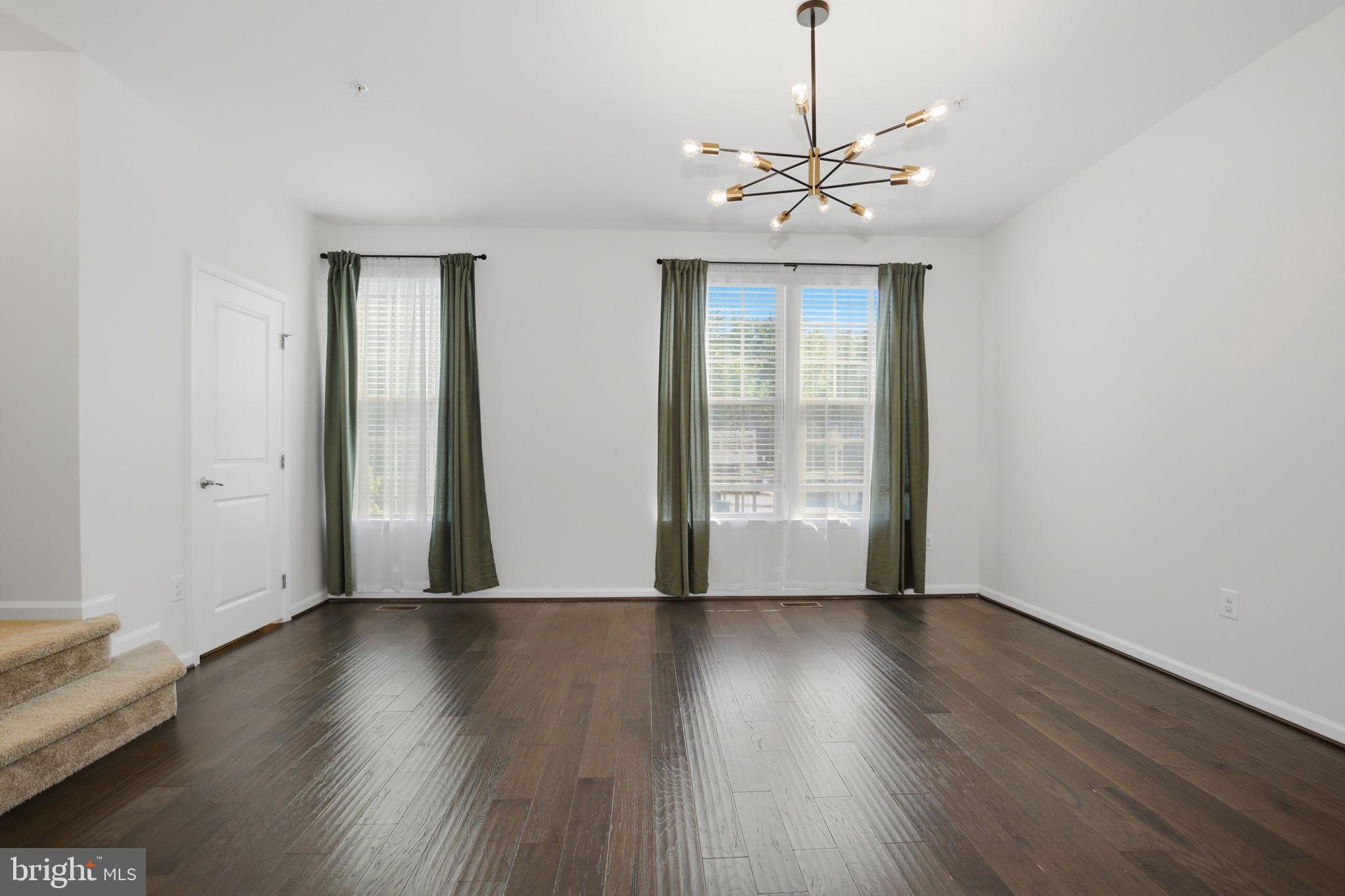 PARKSIDE - Residential