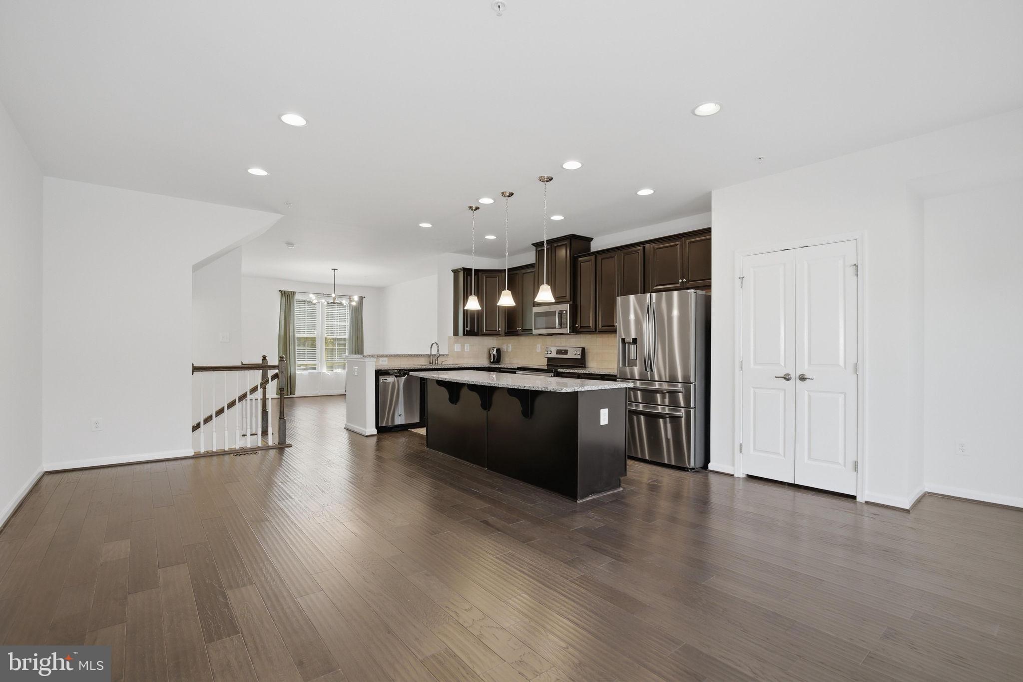 PARKSIDE - Residential