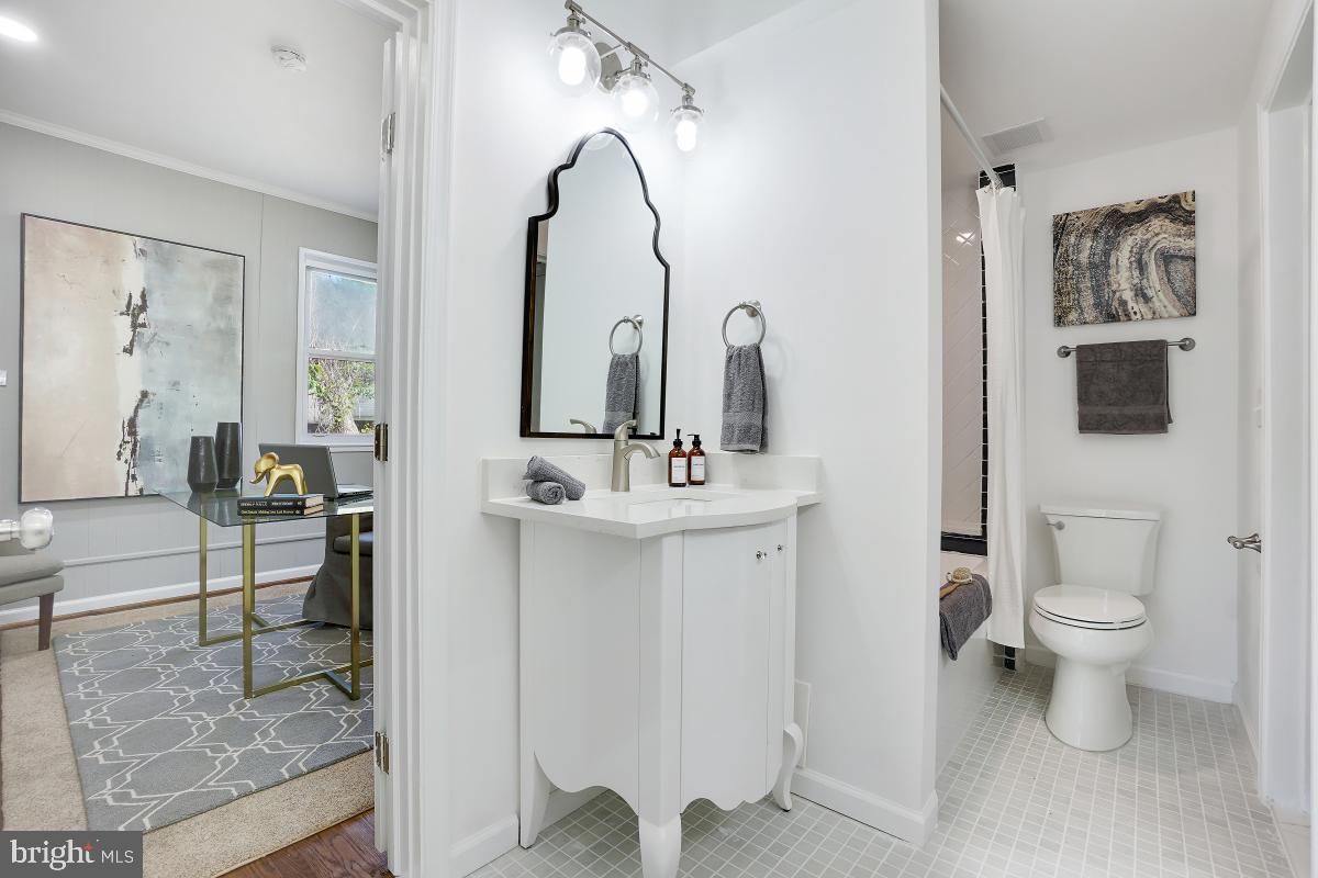 UNIVERSITY PARK - Residential