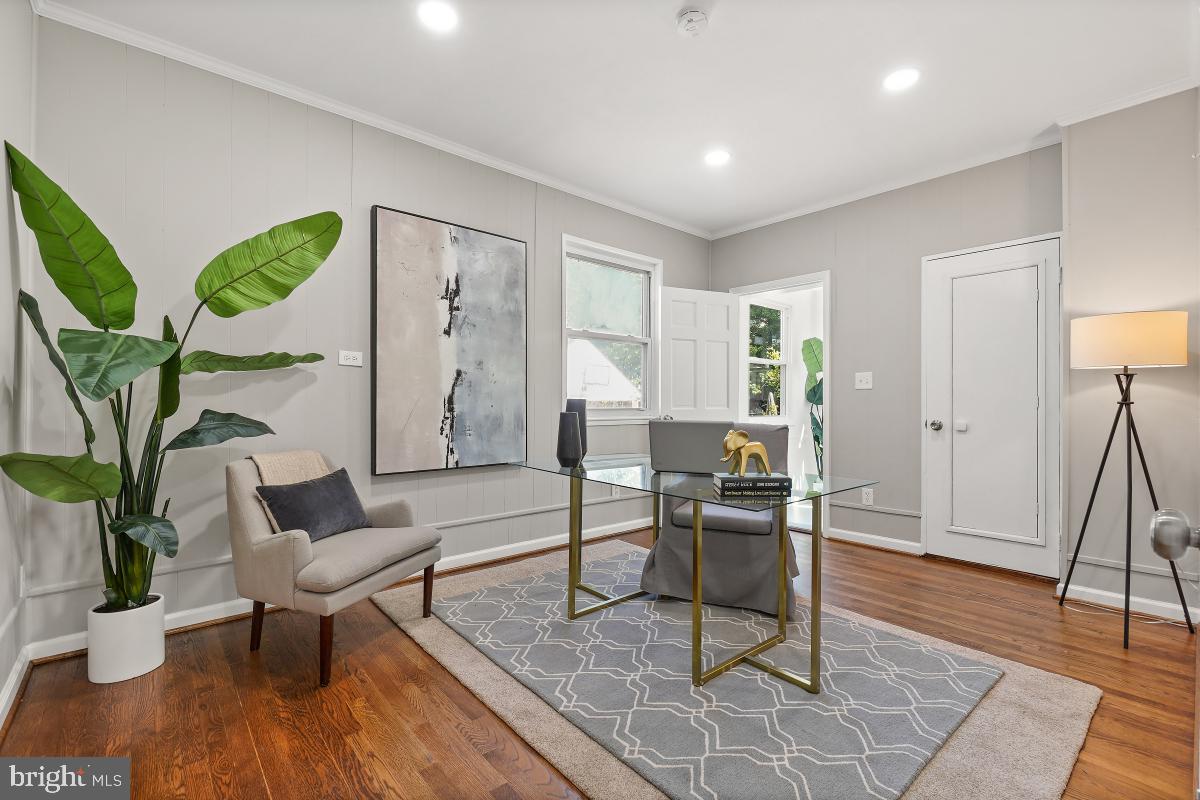 UNIVERSITY PARK - Residential