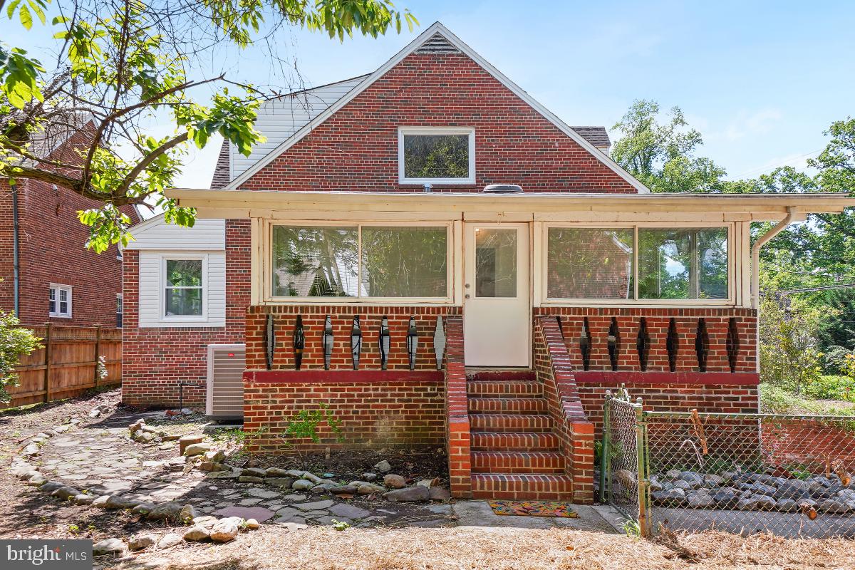 UNIVERSITY PARK - Residential