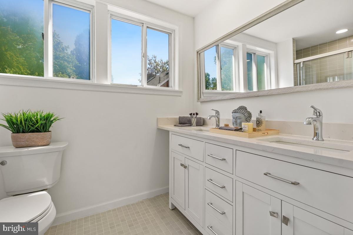 UNIVERSITY PARK - Residential