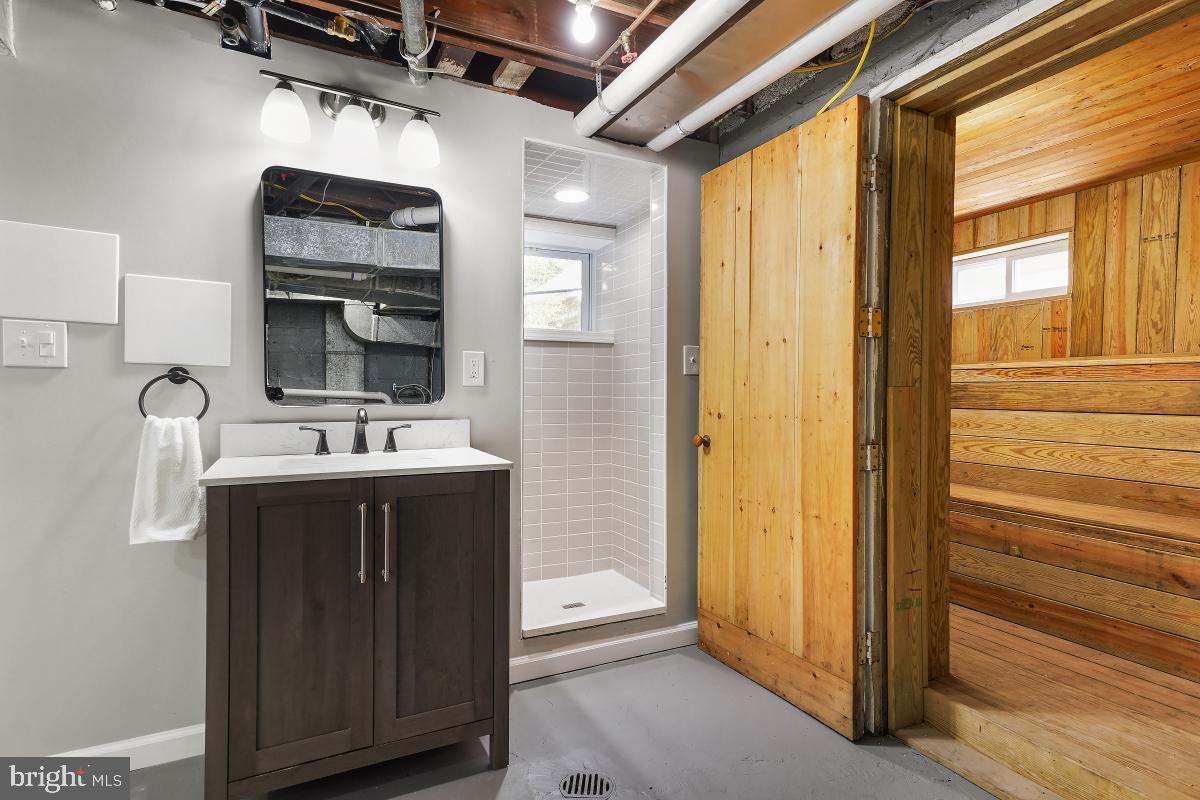 UNIVERSITY PARK - Residential