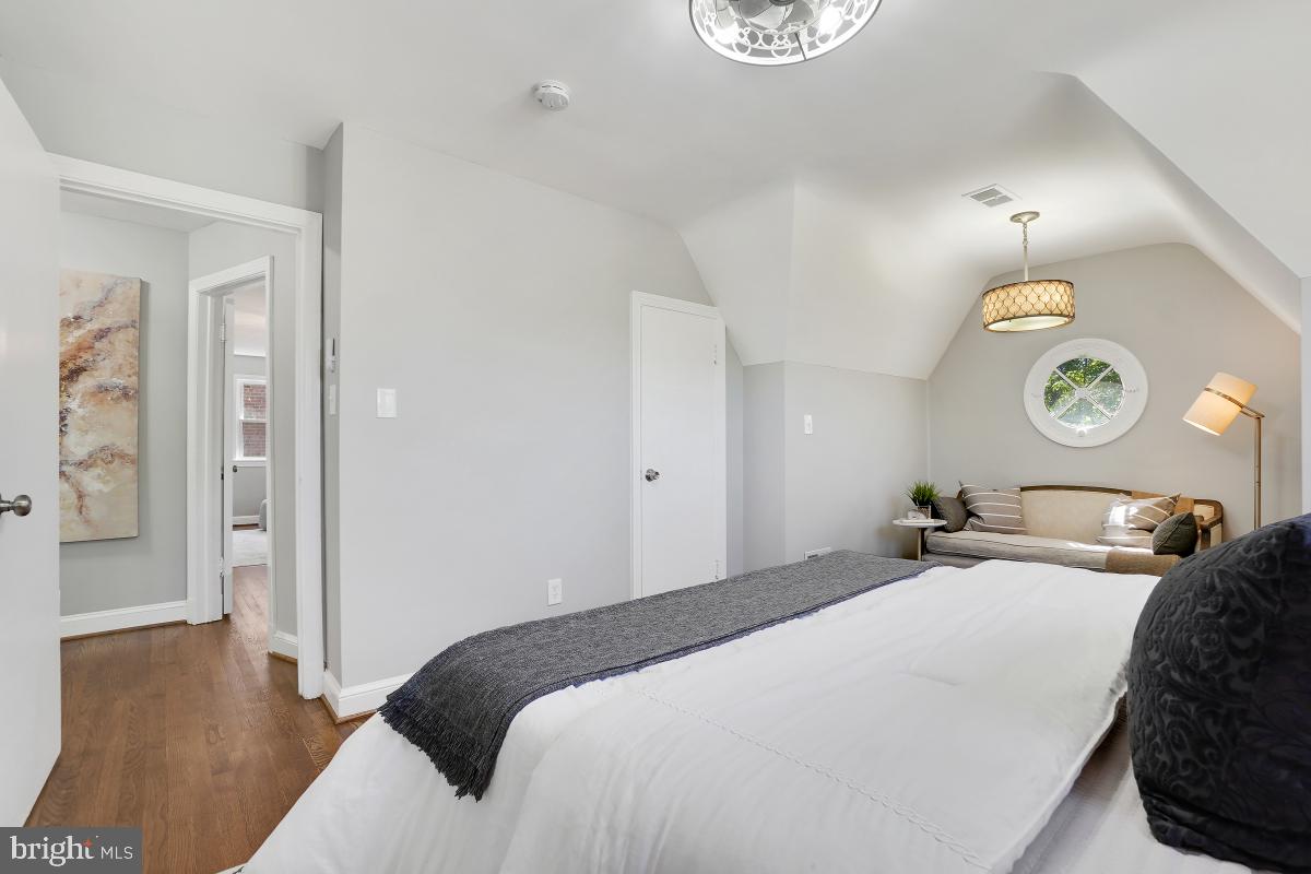 UNIVERSITY PARK - Residential