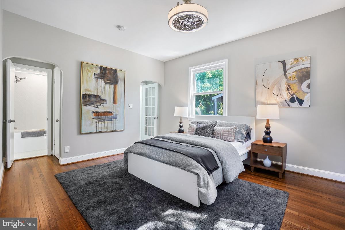 UNIVERSITY PARK - Residential