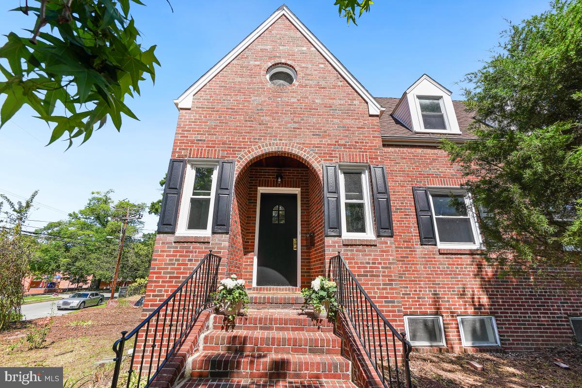 UNIVERSITY PARK - Residential