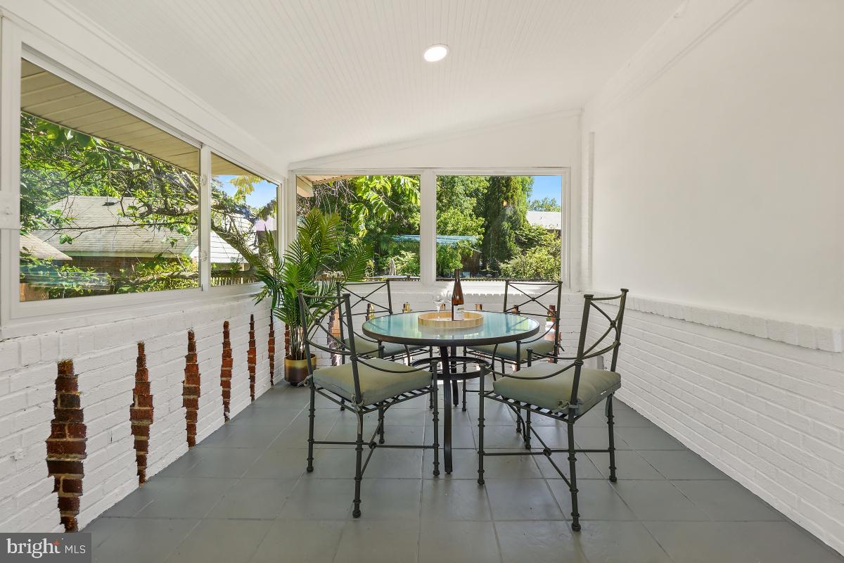 UNIVERSITY PARK - Residential