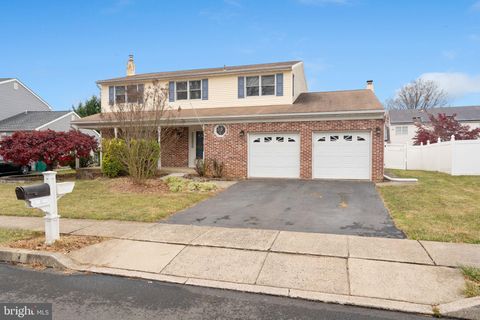 23 HEDGEROW DRIVE FAIRLESS HILLS PA 19030
