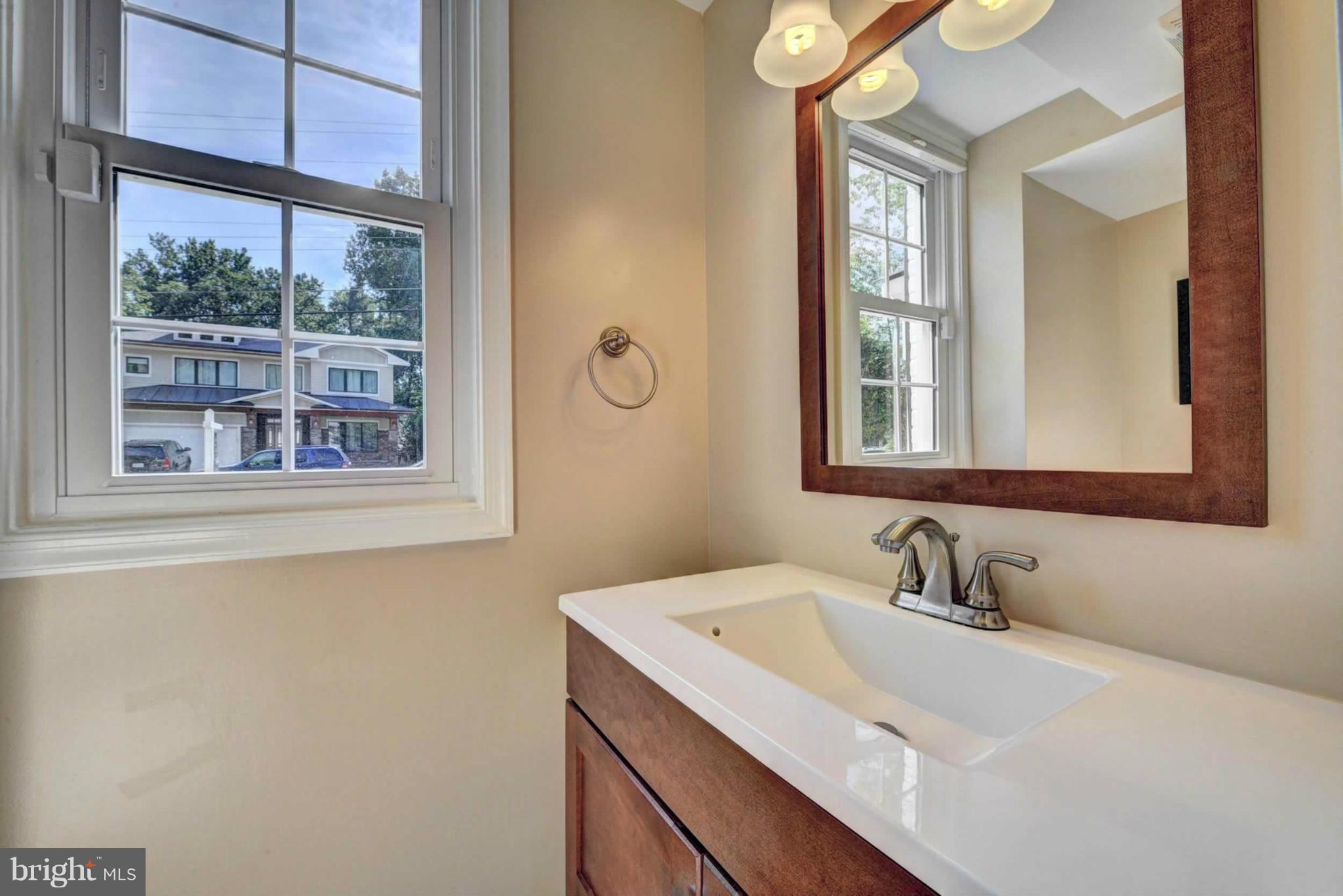 VIENNA WOODS - Residential