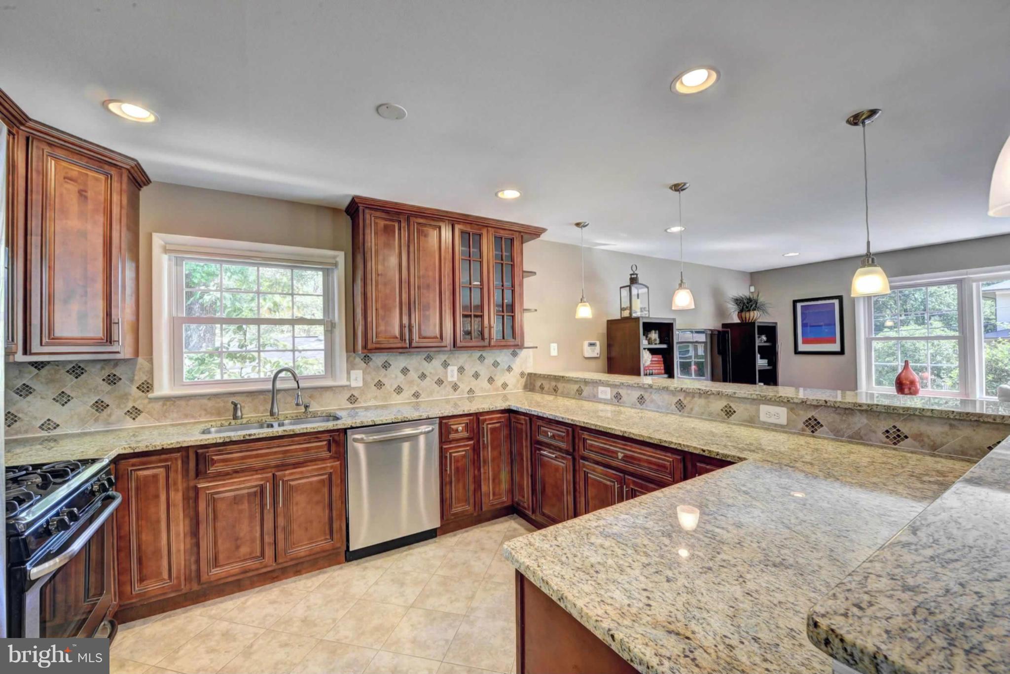 VIENNA WOODS - Residential