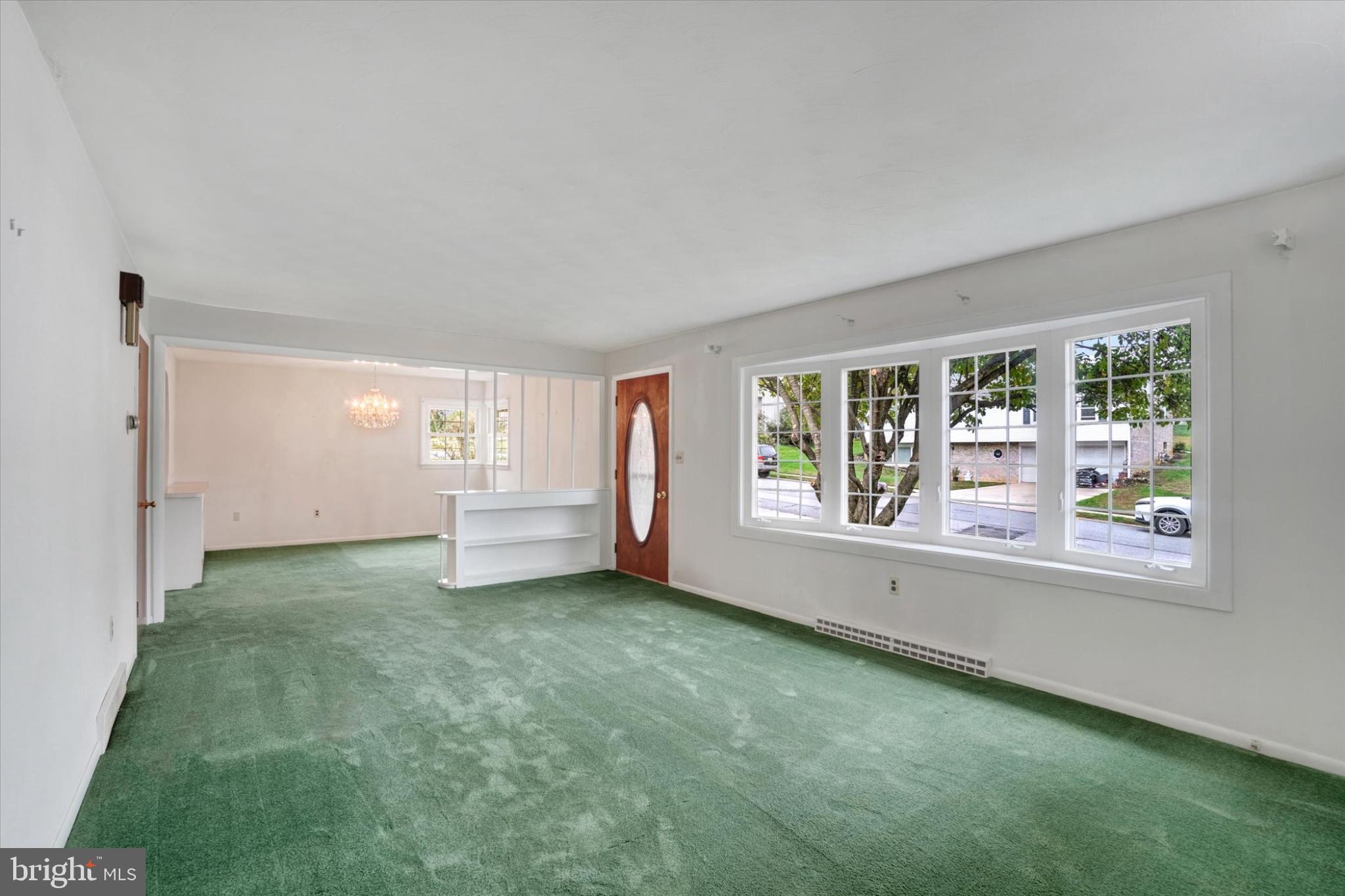 8 SPRING RIDGE DRIVE