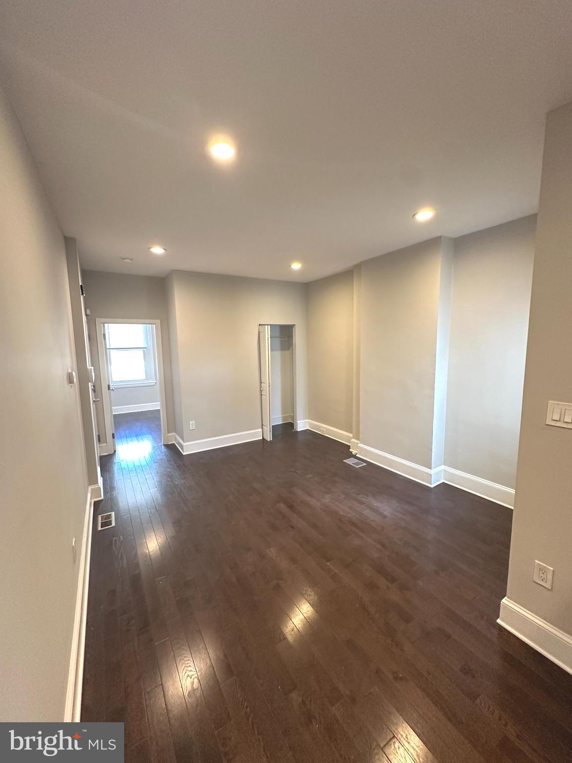 POINT BREEZE - Residential Lease