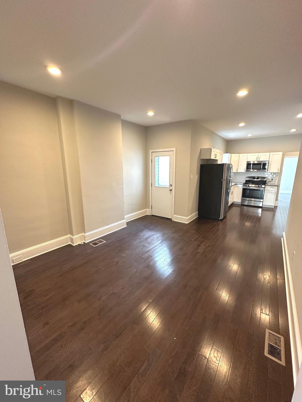 POINT BREEZE - Residential Lease