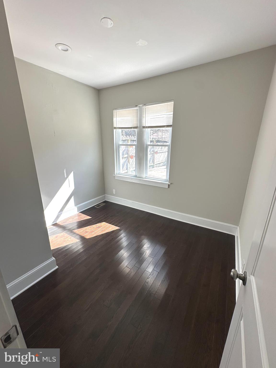 POINT BREEZE - Residential Lease