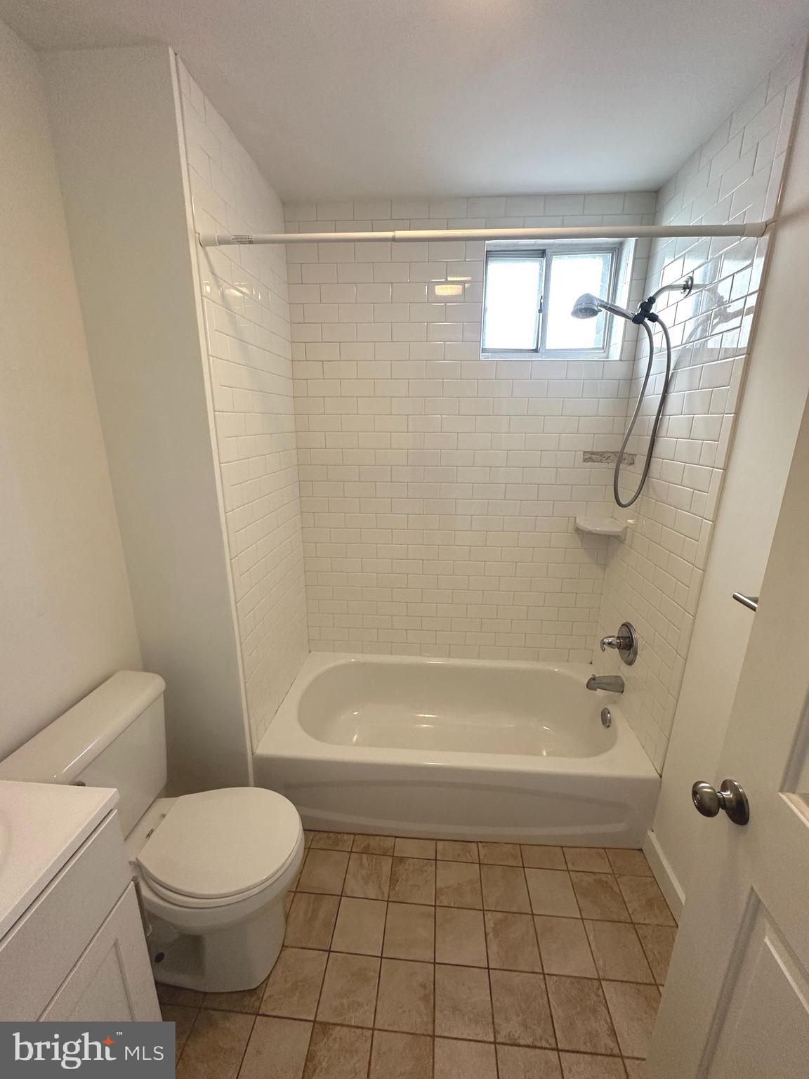 POINT BREEZE - Residential Lease