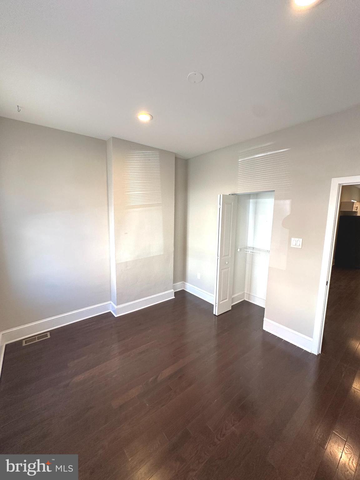 POINT BREEZE - Residential Lease