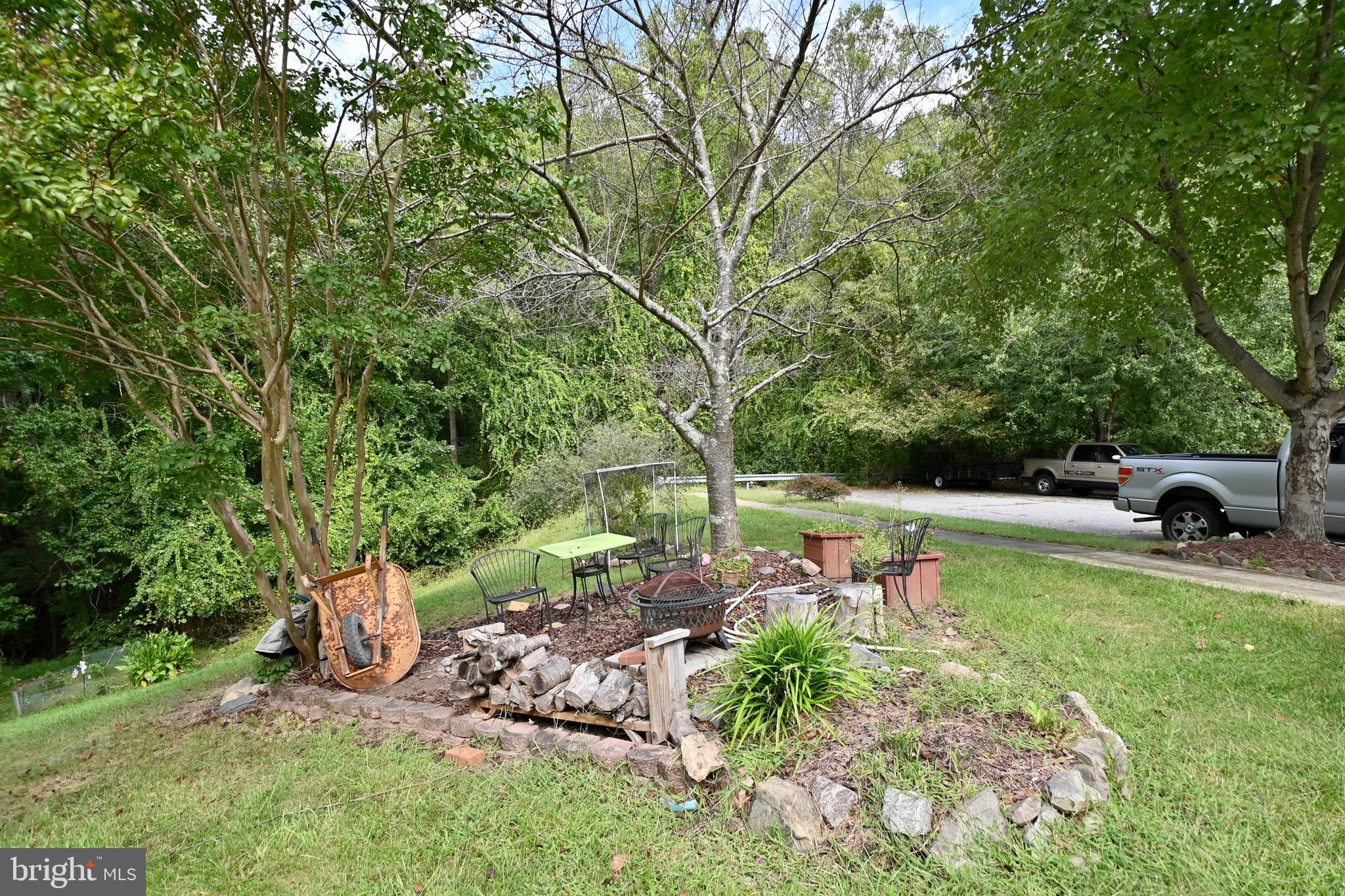 COLLINGTON ESTATES - Residential