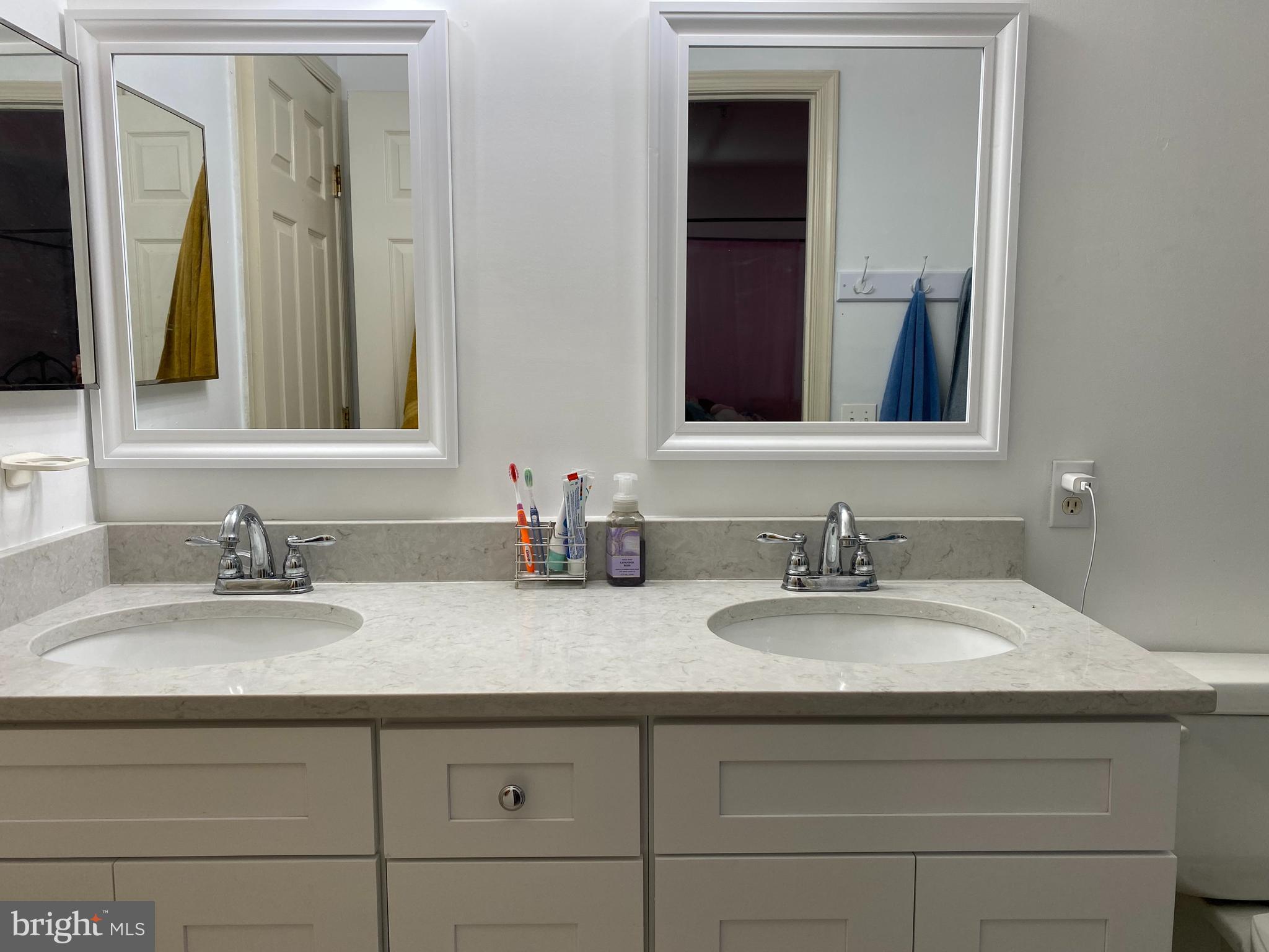 COLLINGTON ESTATES - Residential