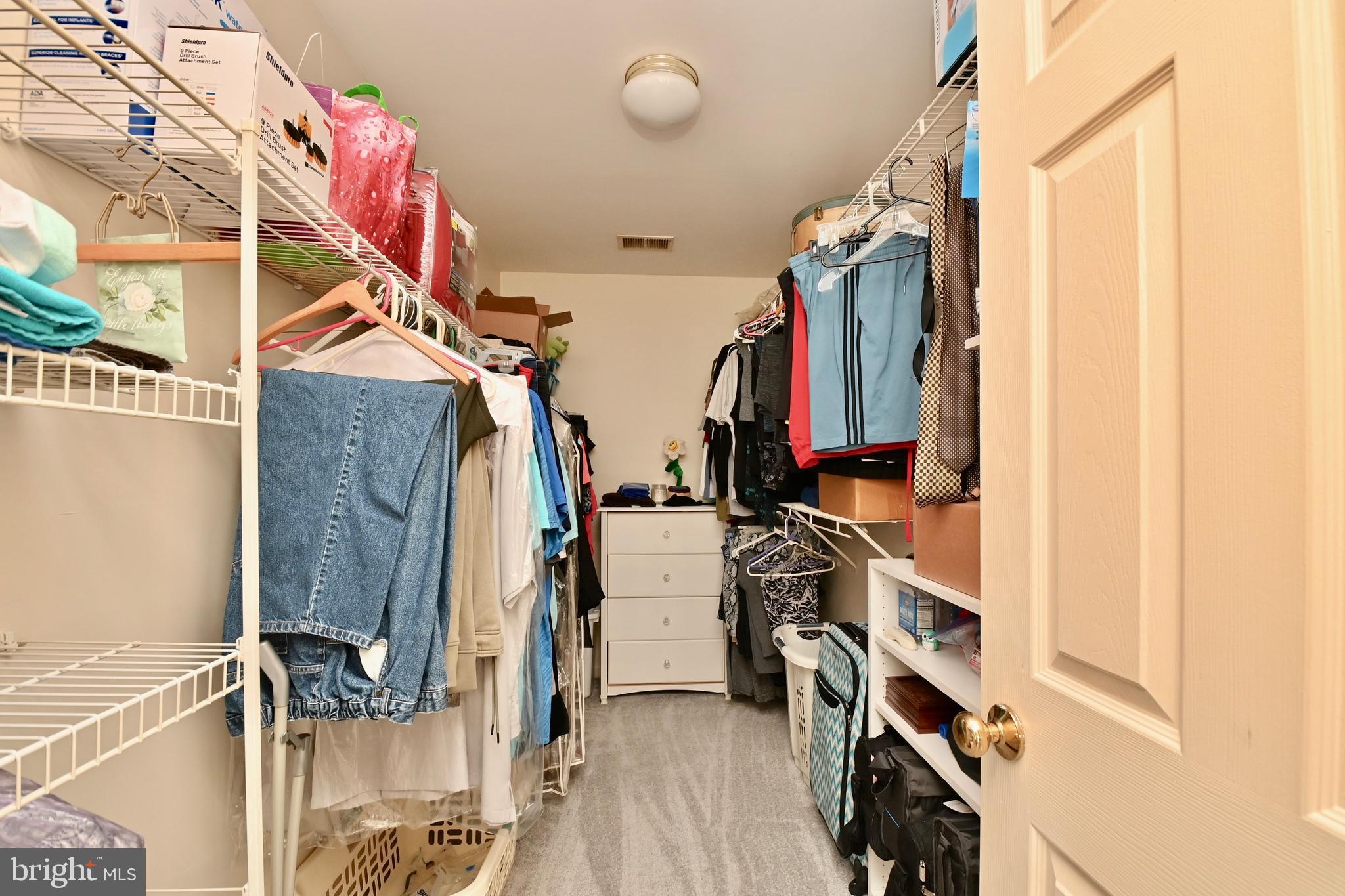 COLLINGTON ESTATES - Residential