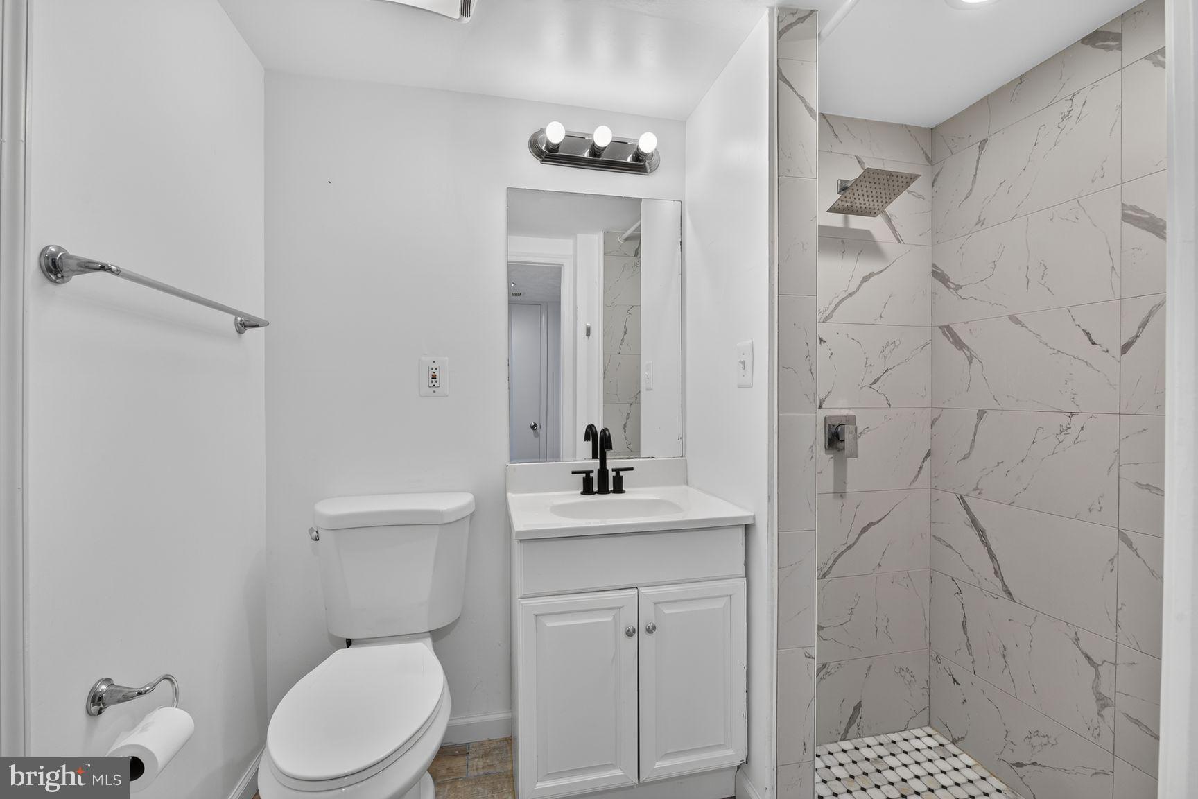 10903 KNIGHTS BRIDGE COURT