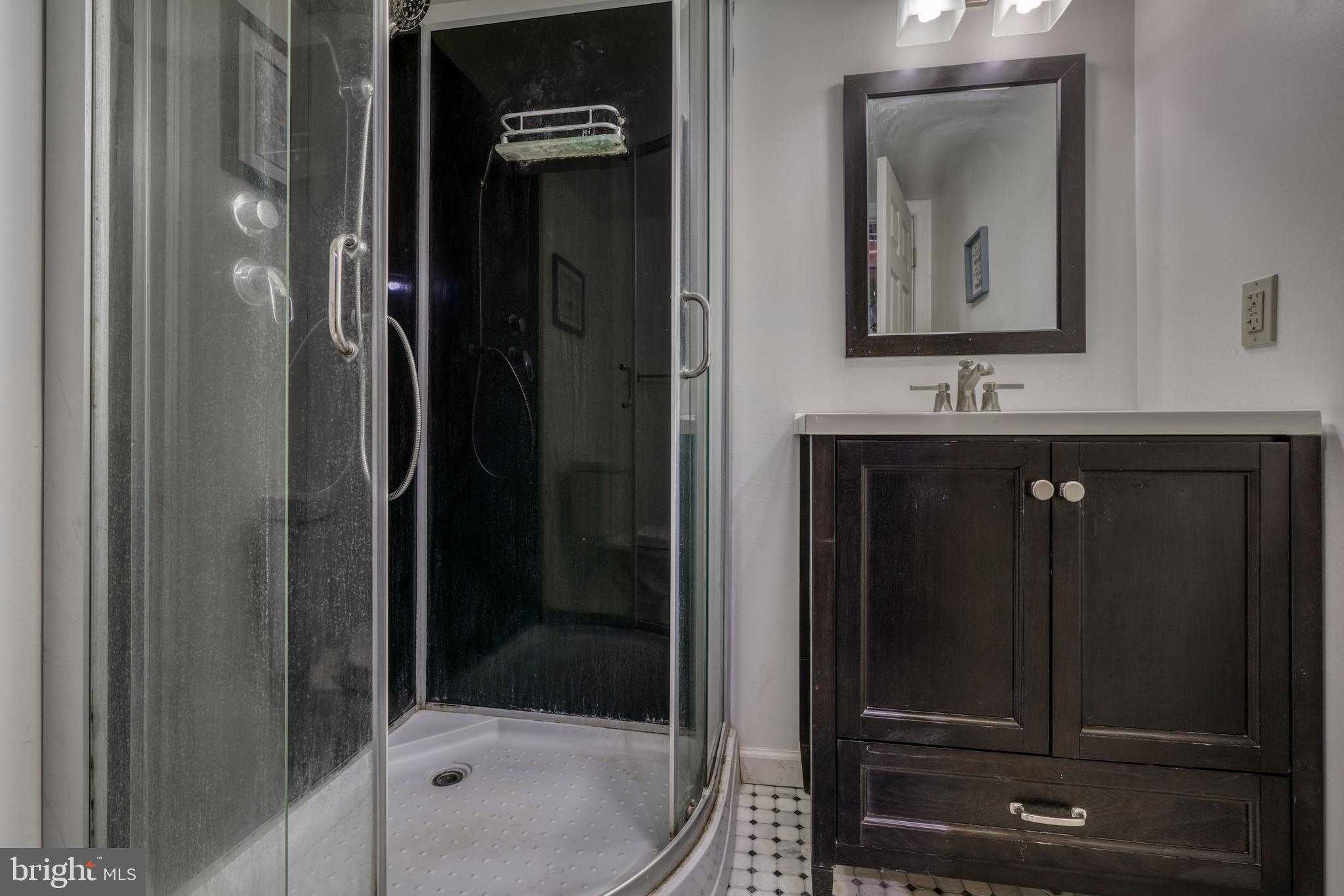 WINCHESTER PARK - Residential