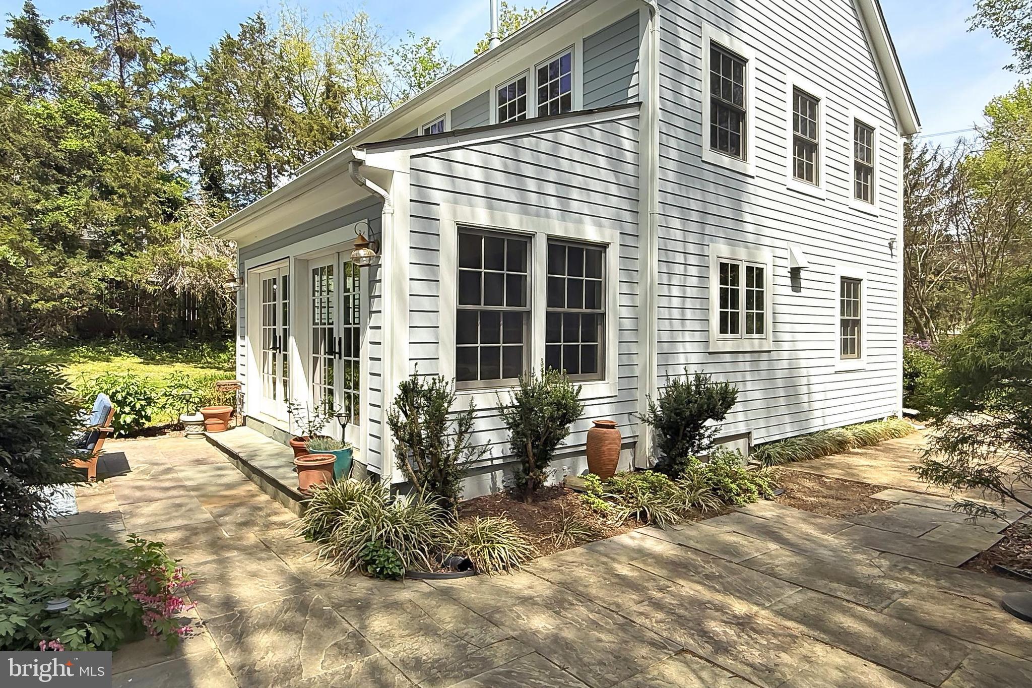 POPKINS HEIGHTS - Residential Lease