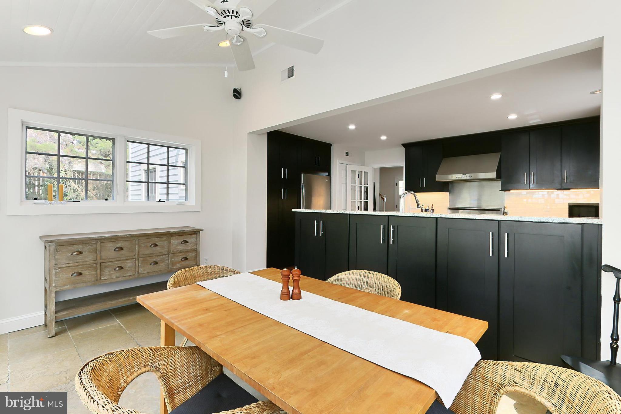 POPKINS HEIGHTS - Residential Lease