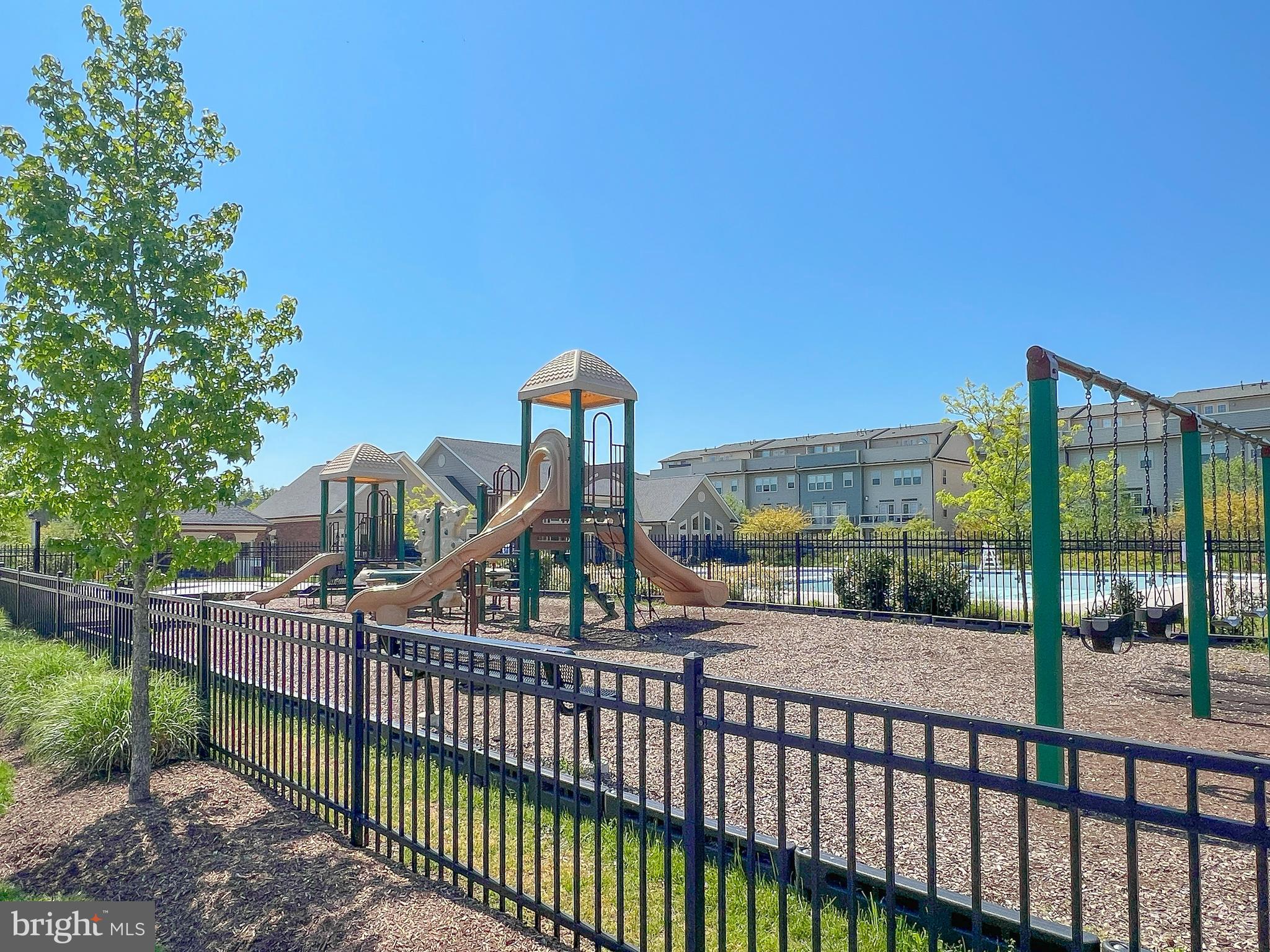 PARKSIDE - Residential