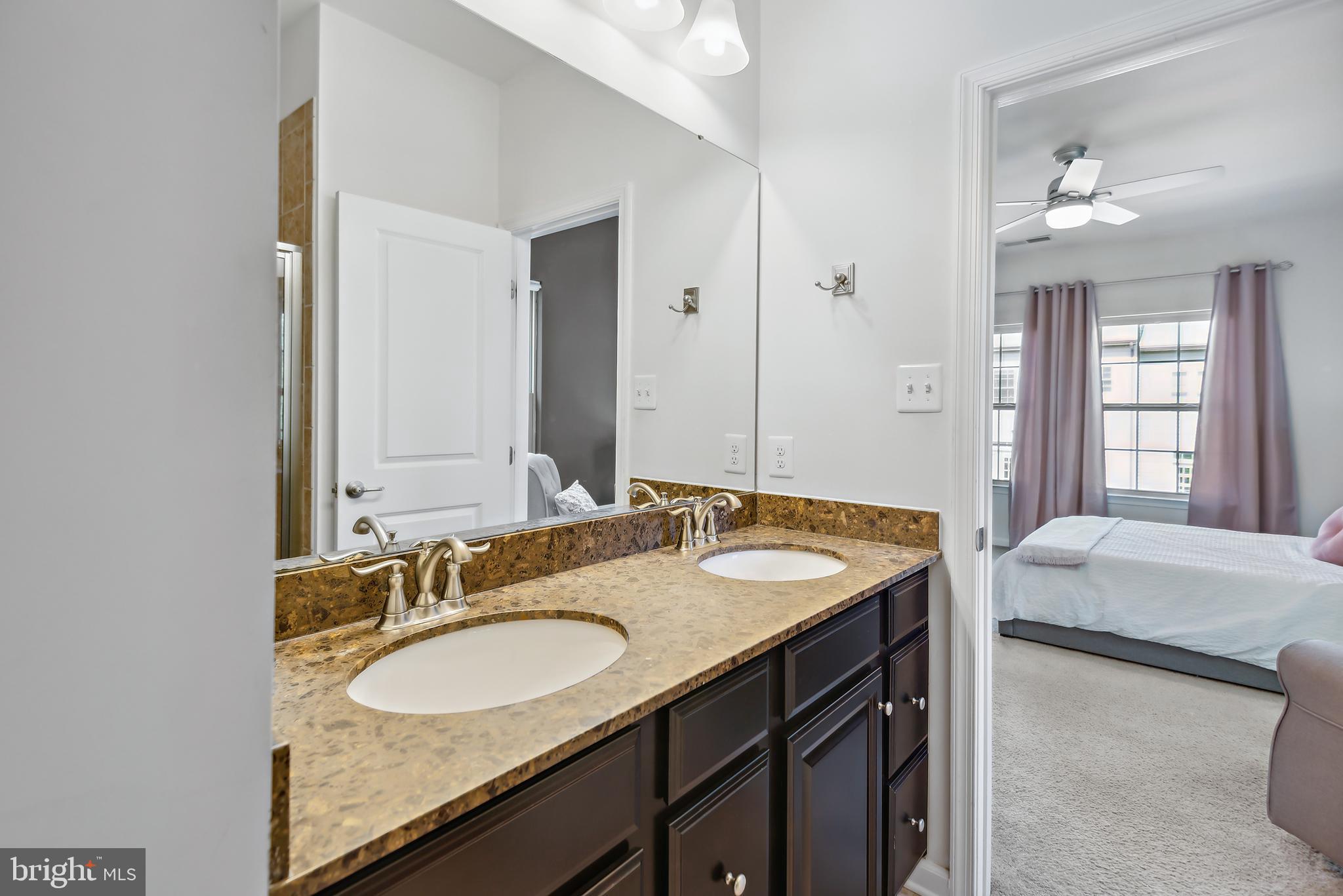 PARKSIDE - Residential