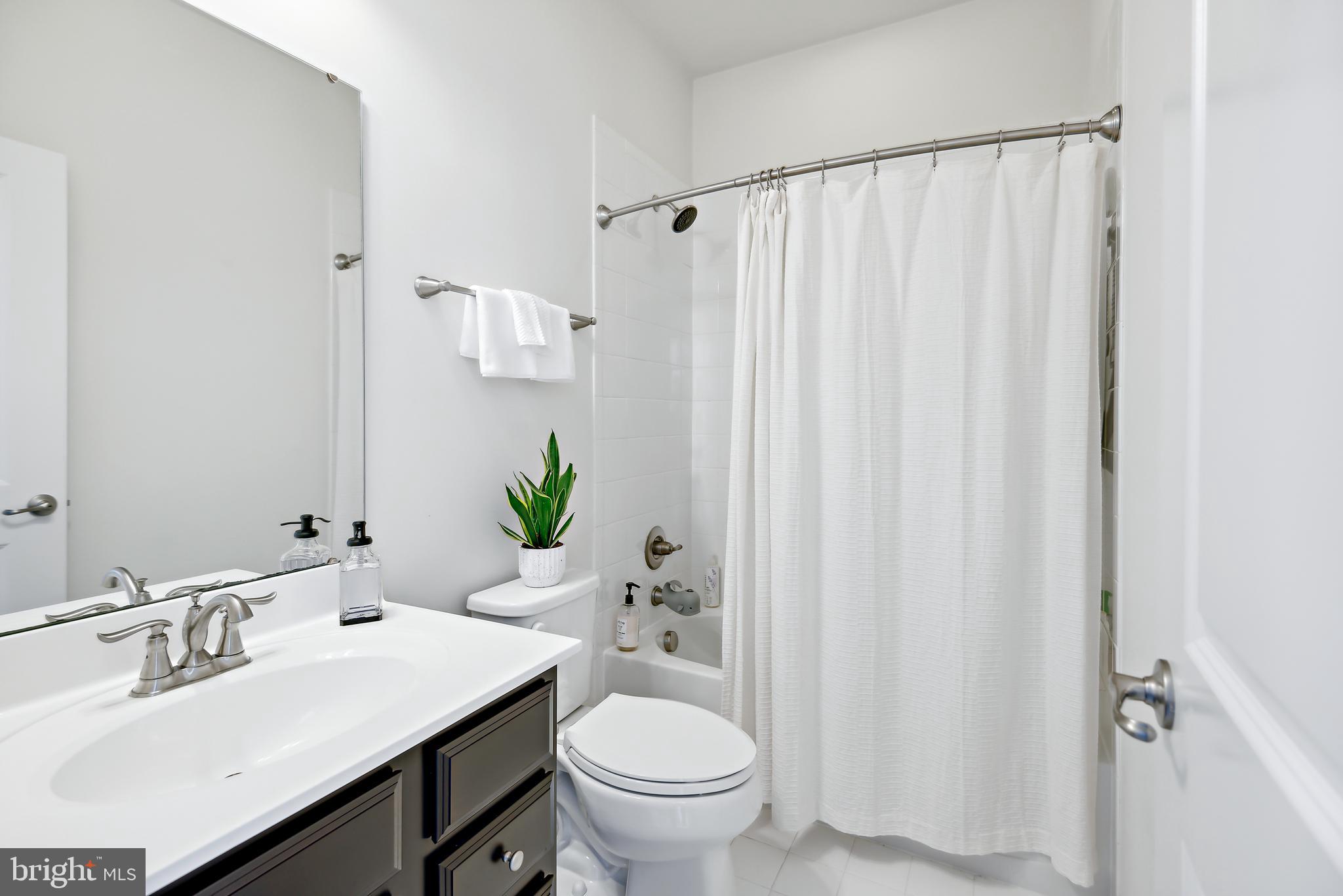 PARKSIDE - Residential