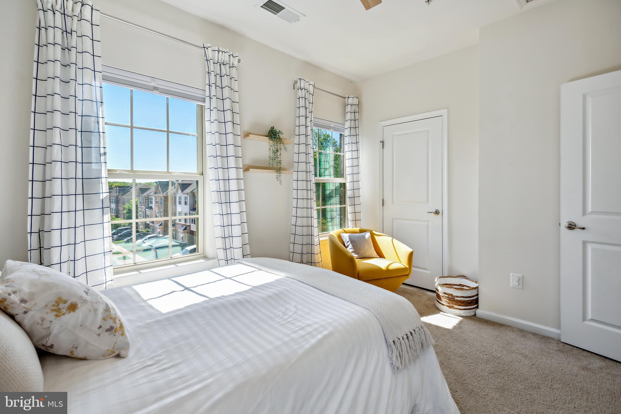 PARKSIDE - Residential